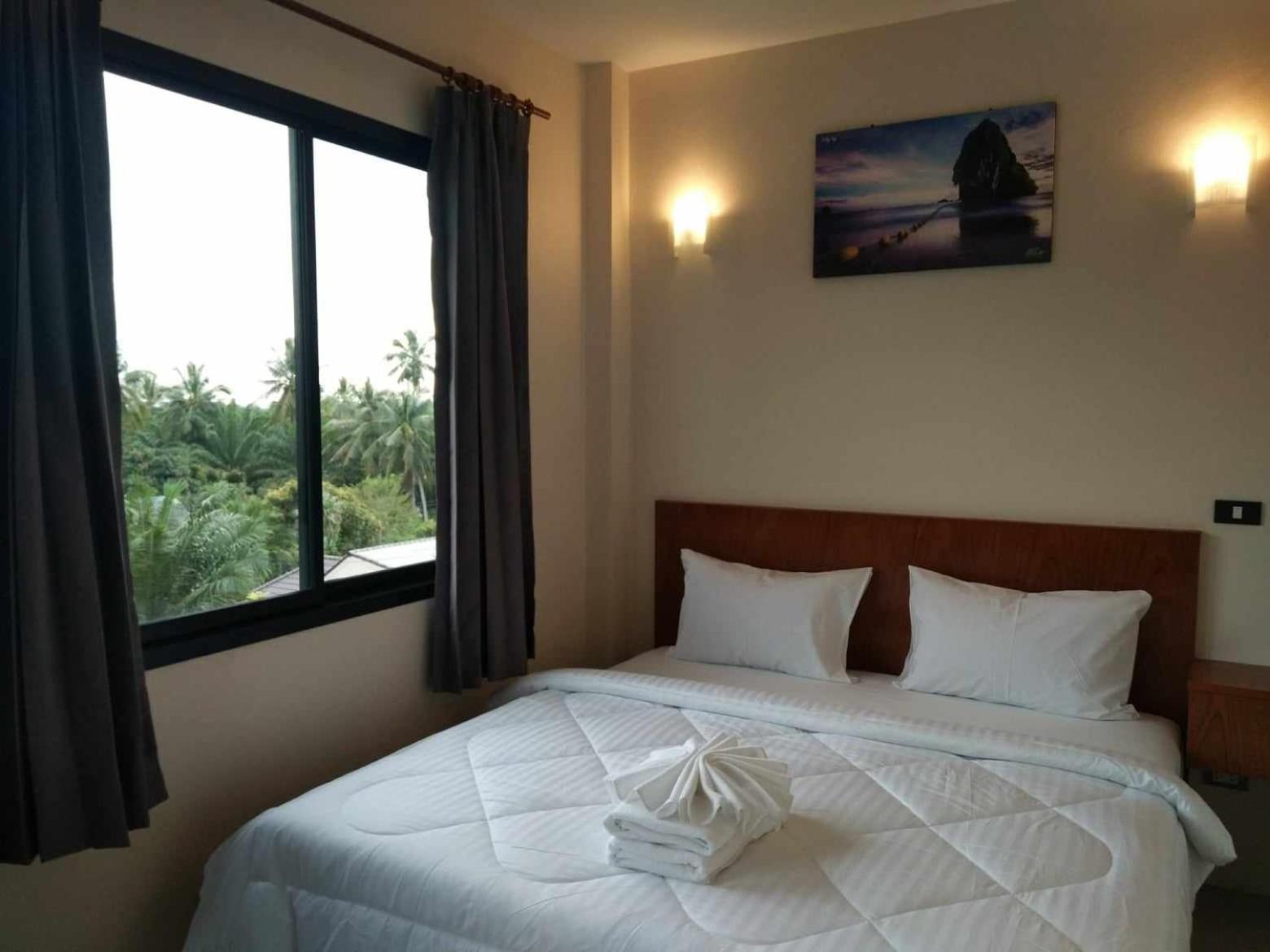 Sj House Hotel Aonang Ban Klong Haeng Exterior photo