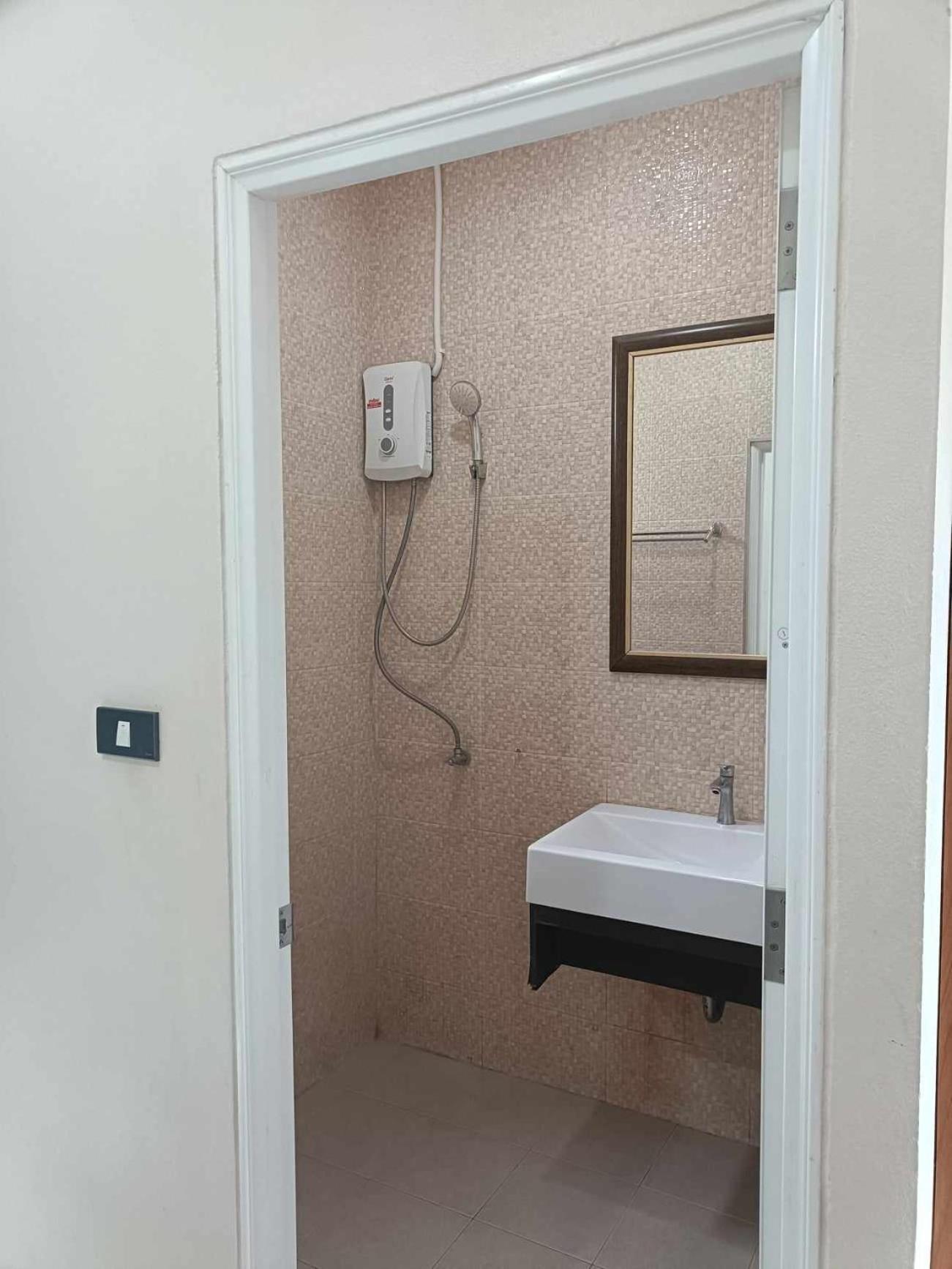 Sj House Hotel Aonang Ban Klong Haeng Exterior photo